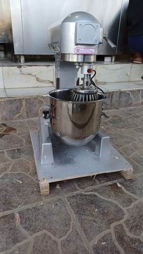 Batidora - Mixer- Planetaria - Mangusera 10 Qts