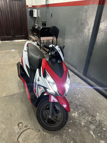 Honda Elite 2018 Titular Al Día