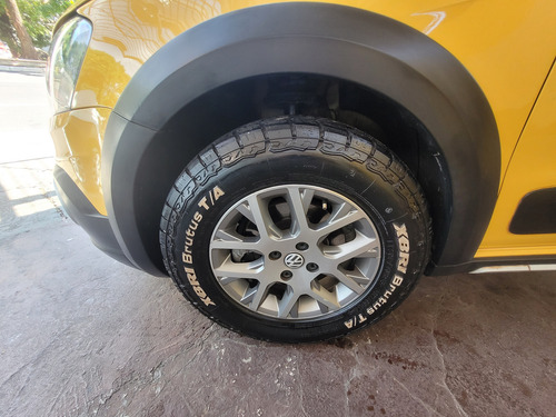 Volkswagen Saveiro 1.6 16v Cross Cab. Dupla Total Flex 2p