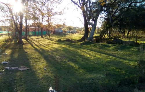 Imagen 2 de 4 de Lote De 1200 M2, Con Salida A 2 Calles. Financiación.
