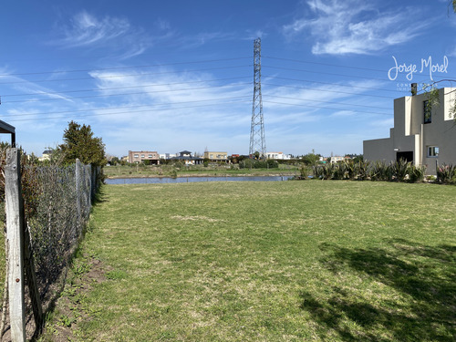 Lote Laguna #200-300 - Villa Nueva - San Gabriel - 793m2 #id 7221