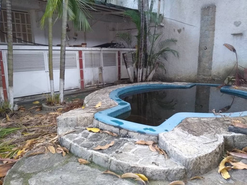 Imagen 29 de 30 de En Venta Casa Quinta Ubicada En Barrio Sucre, Muy Amplia