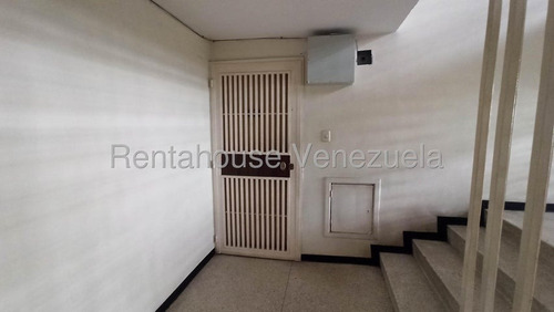 Apartamento En Venta En Los Palos Grandes Bh