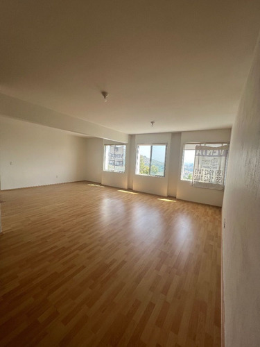 Vendo Piso Residencial En Lago Esmeralda Cod. Dev213