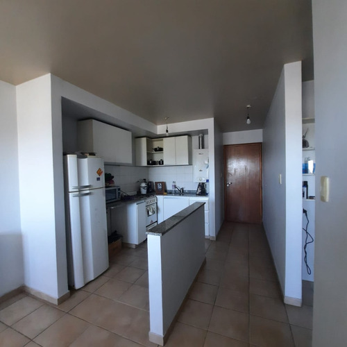Oportunidad De Inversión! Departamento En Venta 1 Dorm. Av. Patria! Desocupado
