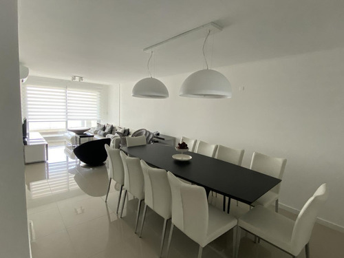 Imagen 5 de 30 de Wind Tower Parada 7 De La Brava, Punta Del Este. Espectacular Apartamento En Piso Alto Equipado.