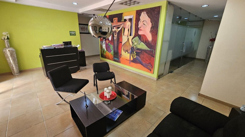 Venta De Edificio Comercial Con Nave Industrial Amueblada En Autop, Duarte Santo Domingo, 2niveles