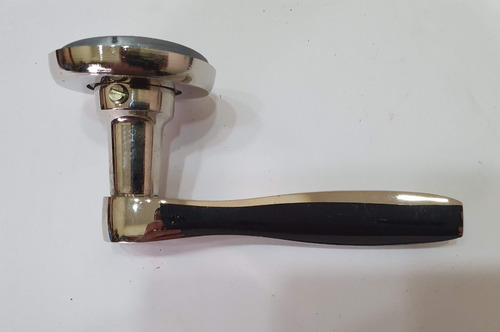 Imagen 4 de 4 de Manija Medio Balancin Xiryus Bronce Cromado Brillante Girat