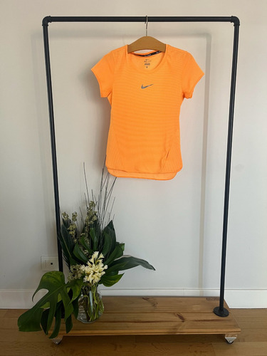 Remera Deportiva Mujer Naranja Claro Fluor Nike Talle S