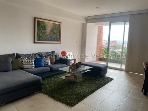 Apartamento Remodelado En Venta En Boleita Norte/ Hr 24-12113