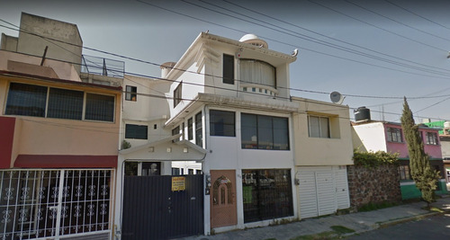 Imagen 1 de 7 de Hermosa Casa En Isabel La Catolica Toluca !!! Cm