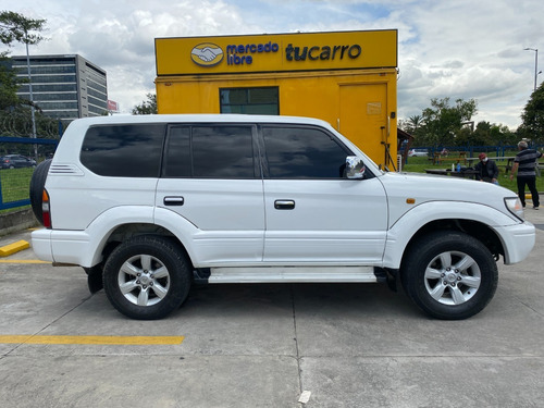 Imagen 8 de 19 de Toyota Prado Vx