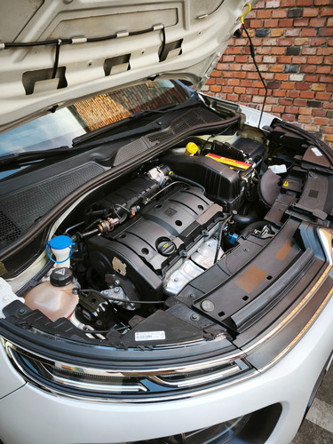 Citroën C4 Cactus 1.2 Pure Tech 110 At6 Feel Plus