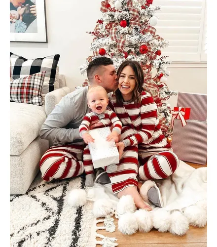 Conjunto De Pijama Navideño Familiar A Rayas Para Padres E H