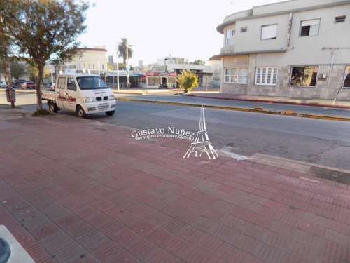 Gran Local En El Centro- Ref: 3332