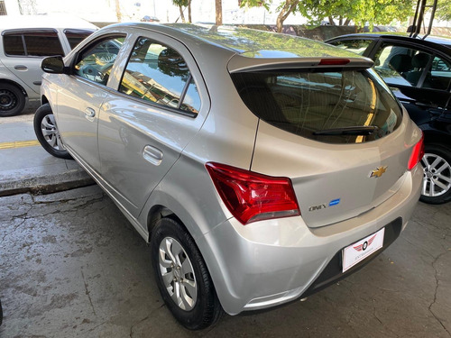 Chevrolet Onix 1.0 Lt 5p