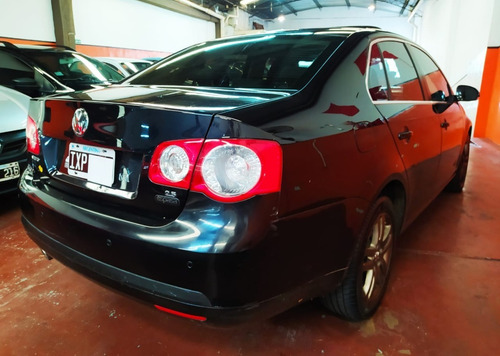 Vw Vento 2.5 Luxury Tiptronic 2010 Para Exigentes