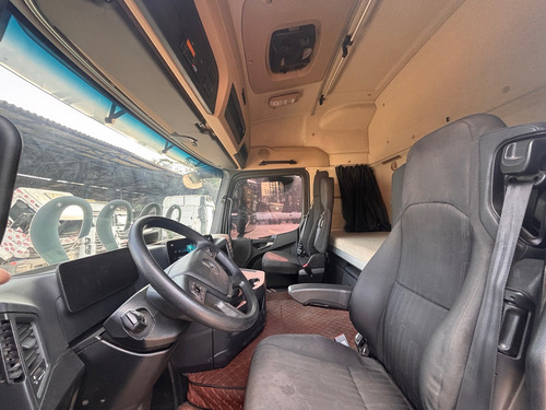 Actros 2548 Ano 2022 Trucado 6x2 New Actros