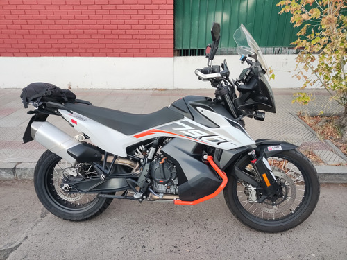 Moto Con Cuidado Extremo, En Excelentes Condiciones.