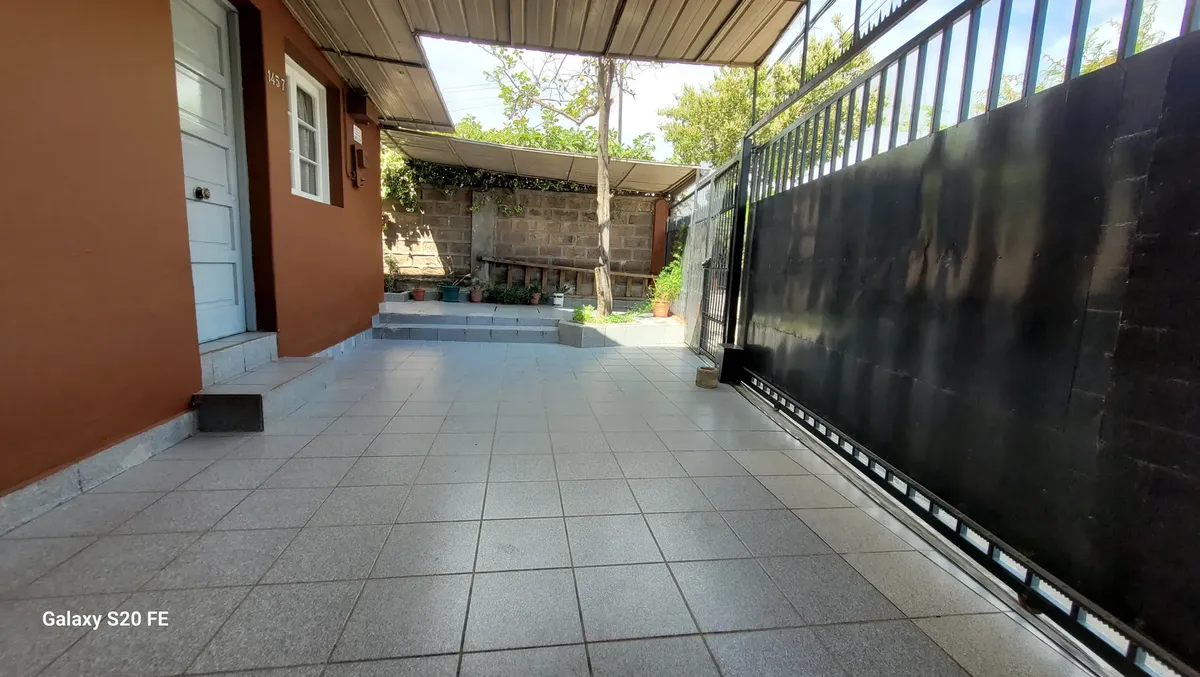 Imagen 5 de 25 de Casa Remodelada Gran Patio Interior Cercana A Estación Metro