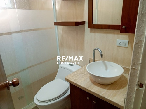 Remax Vende Apartamento Listo Para Disfrutar En El Conjunto Villas Del Puerto En Tucacas.
