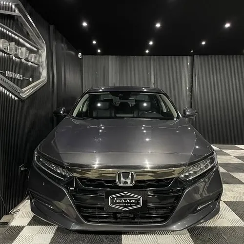 Honda Accord 2.0 Touring At
