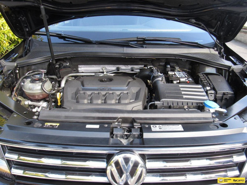 Imagen 24 de 25 de Volkswagen Tiguan 2.0 Trendline Tsi 4motion (7 Puestos)