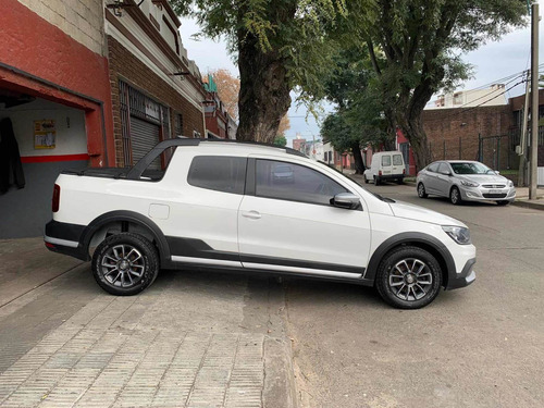 Volkswagen Saveiro 1.6 Cross Gp Cd 101cv 2017