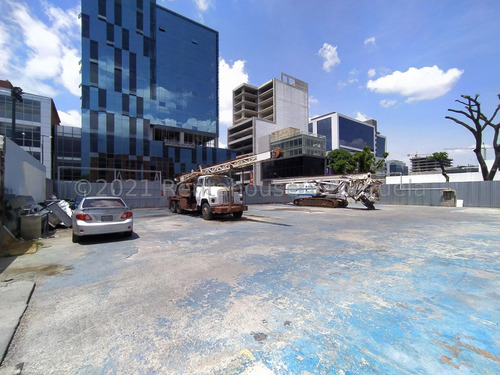 Terreno En Venta Las Mercedes #24-19971 K.f