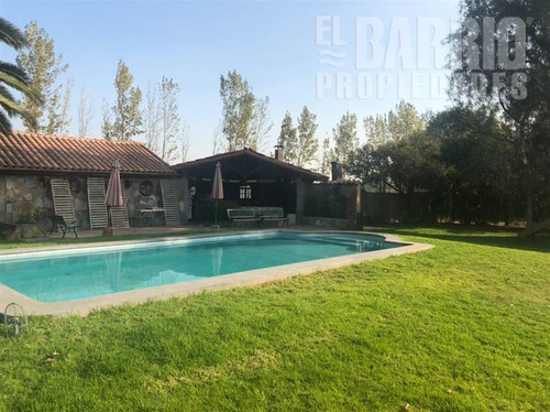Imagen 8 de 30 de Casa En Venta De 5 Dorm. En Colina