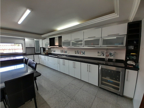 En Venta Casa Moderna 780m2 Los Nuevos Teques