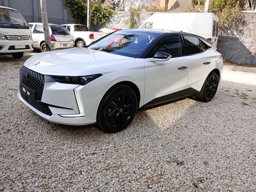 D.S. DS4 1.6 Performance Line 215 At8