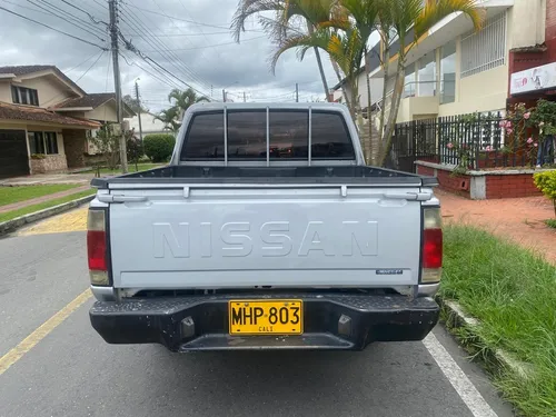 Nissan NP300 Frontier 2.4l