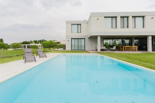 Alquiler Casa 7 Ambientes - Salida Laguna - C/muebles - Chacras De La Reserva