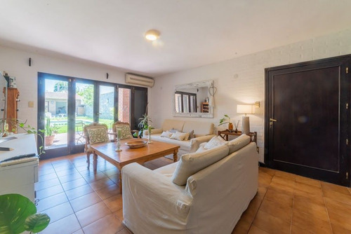 Casa En Venta En Guadalupe