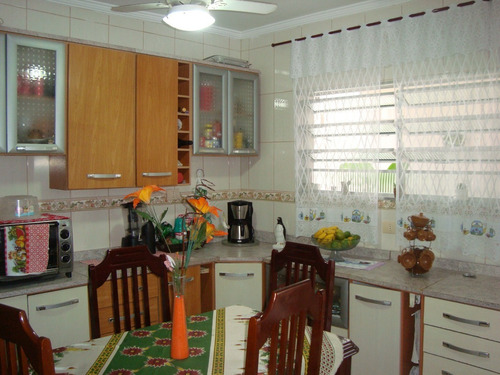 Imagem 18 de 30 de Casa Com 3 Quartos Com Suíte E Edícula
