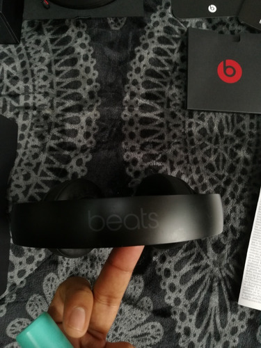 Audífonos Beats Studio³ Wireless - Matte Black (Usado)