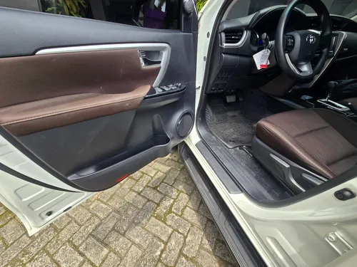 Toyota Fortuner 2.4 Sr Dsl 4x2 Aut 2020
