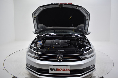 Imagen 13 de 13 de Volkswagen Vento Luxury 2.5 Manual 2015 Rpm Moviles