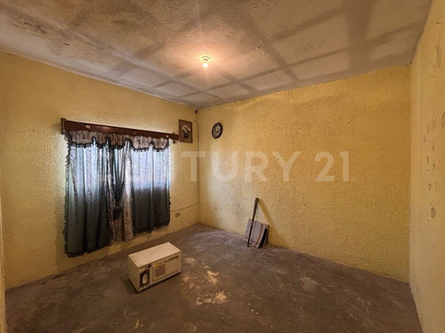 Casa En Venta En Colonia Revolución