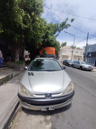 Peugeot 206 1.6 Xr Premium