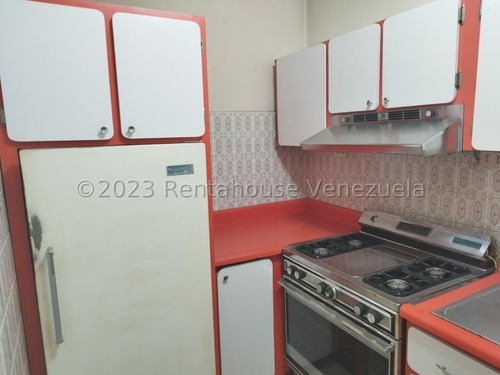 Apartamento En Alquiler Las Acacias 24-6661 Fabricio Liaz