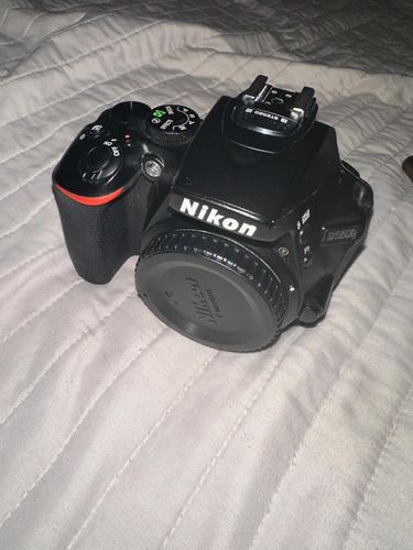 Nikon D5600