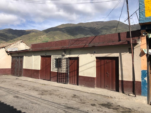 Imagen 1 de 10 de Casa En Centro De Mucuchíes Edo Mérida