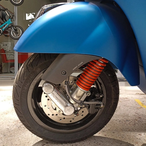 Imagen 15 de 16 de Vespa Gts Supersport 300 Hpe Moto Scooter Urquiza Motos