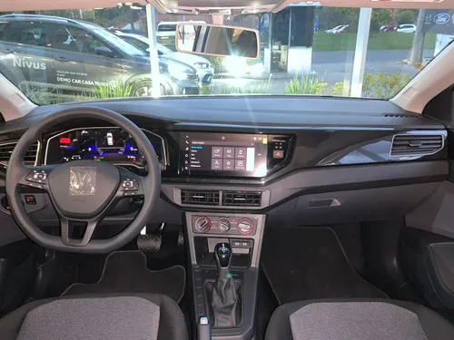Volkswagen Virtus TRENDLINE AUTOMATICO