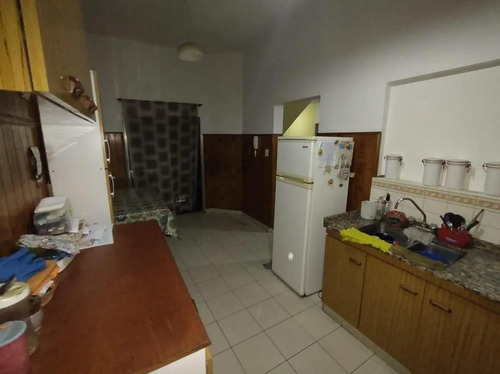 Ph En Venta - 4 Dormitorios 4 Baños - 208mts2 - Crucecita, Avellanea