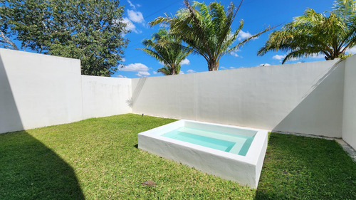 Casa De 3 Habitaciones En Venta En Privada, Cholul