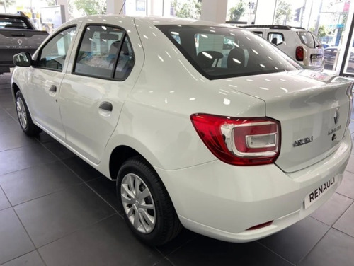 Imagen 13 de 18 de Renault Logan 1.6 16v Zen Oportunidad Patentado