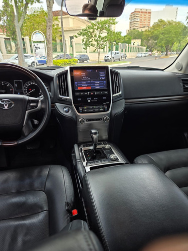 Toyota Land Cruiser 4.5 Td 200 Vx 265cv At W/floormat